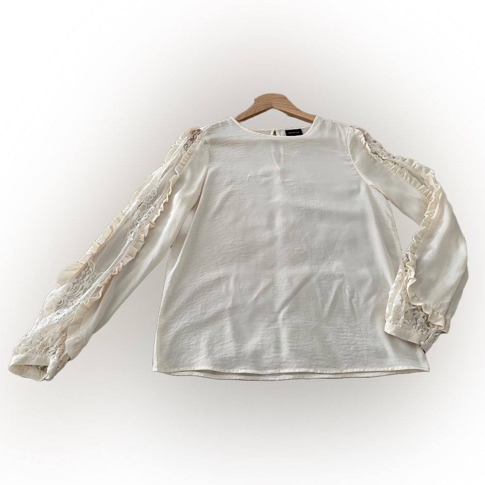 Who What Wear Women’s Ruffle and Lace Long Sleeves Blouse Beige Size:S